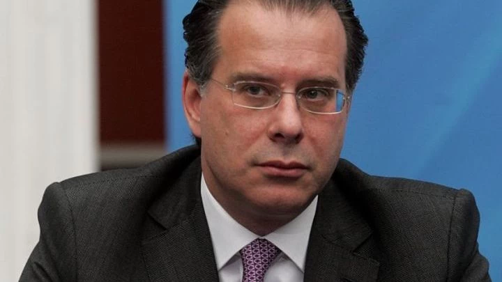 Κουμουτσάκος: Κλείνετε άρον – άρον και συμφωνία με την Αλβανία; Ενημερώστε τη Βουλή!